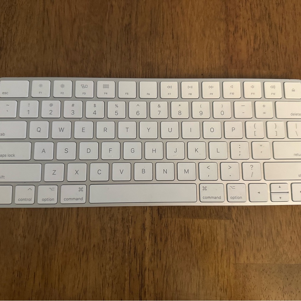 Apple Wireless Keyboard